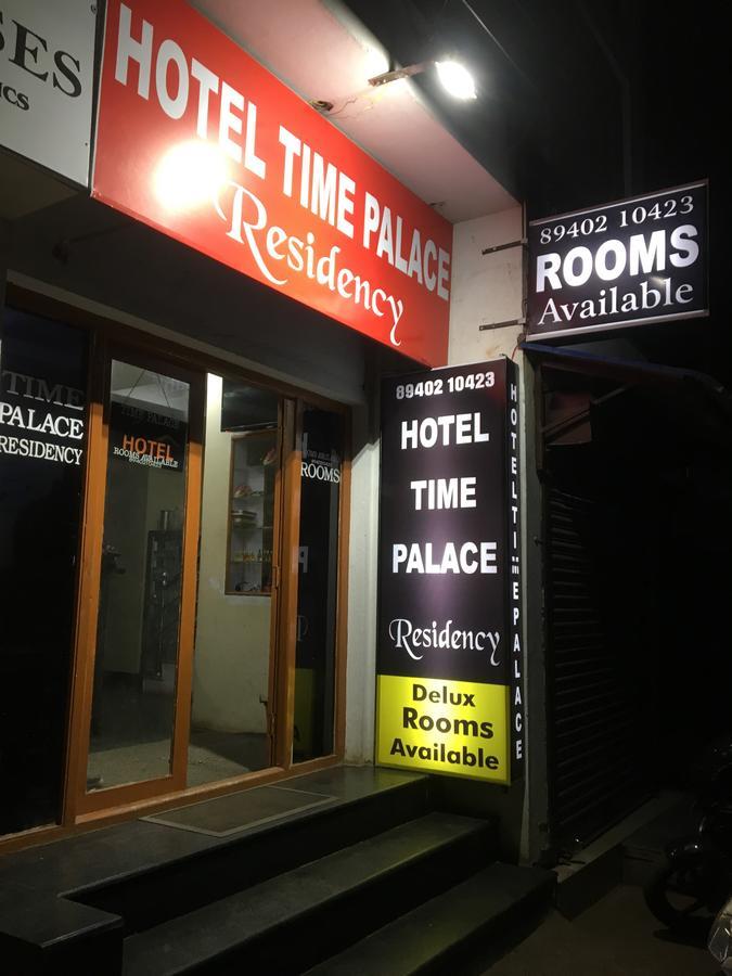 Hotel Time Palace Ооти Екстериор снимка